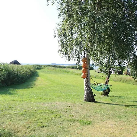 Ferienhaus Direkt Am Wasser F *