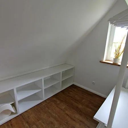 Ferienhaus Direkt Am Wasser F Hébergement de vacances Born